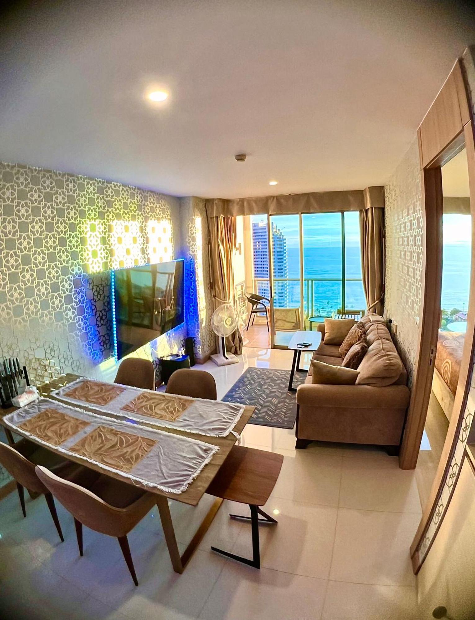 Luxsl Luxury Style Of Life 6 Apartment Jomtien Beach Exterior photo