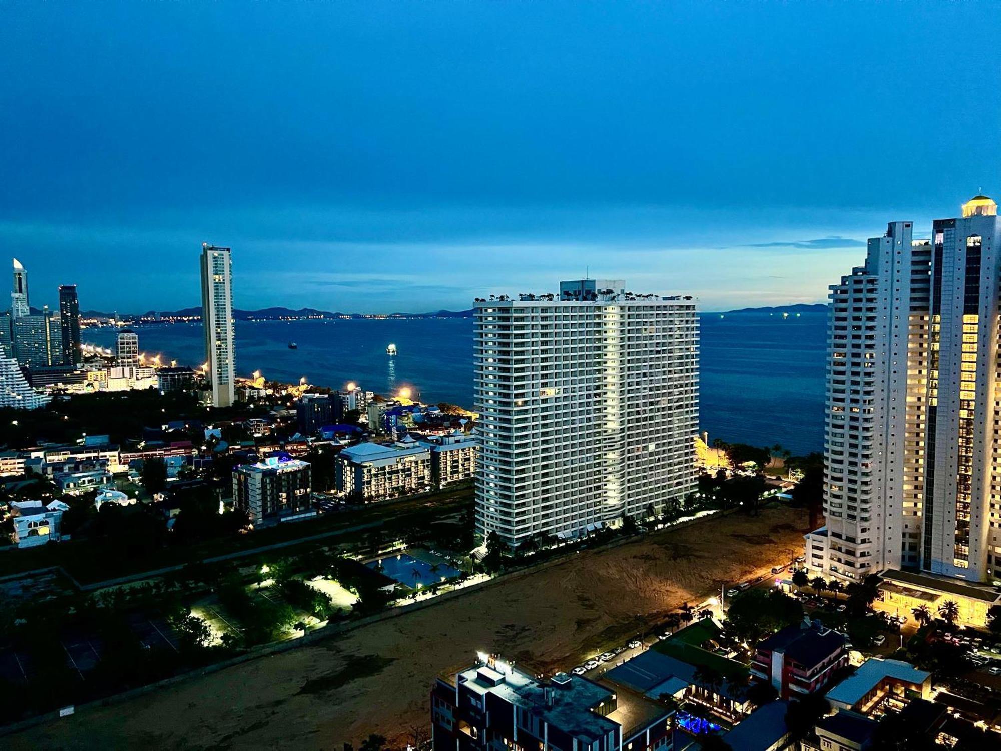 Luxsl Luxury Style Of Life 6 Apartment Jomtien Beach Exterior photo